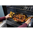  Whirlpool 30-inch Slide-in Gas Range with Wi-Fi WSGS3330TW IMAGE 15